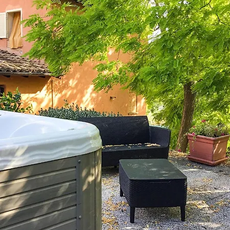 Gorgeous In With Jacuzzi * Vallebona